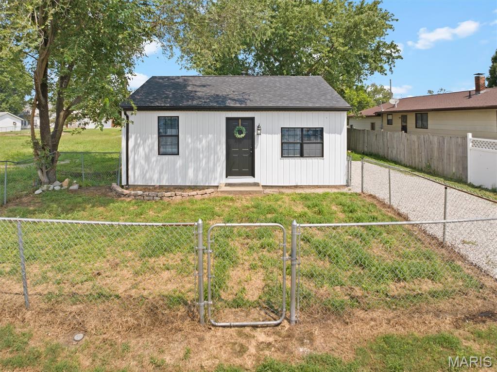 1733 Wayne Lanter Avenue Property Photo 1