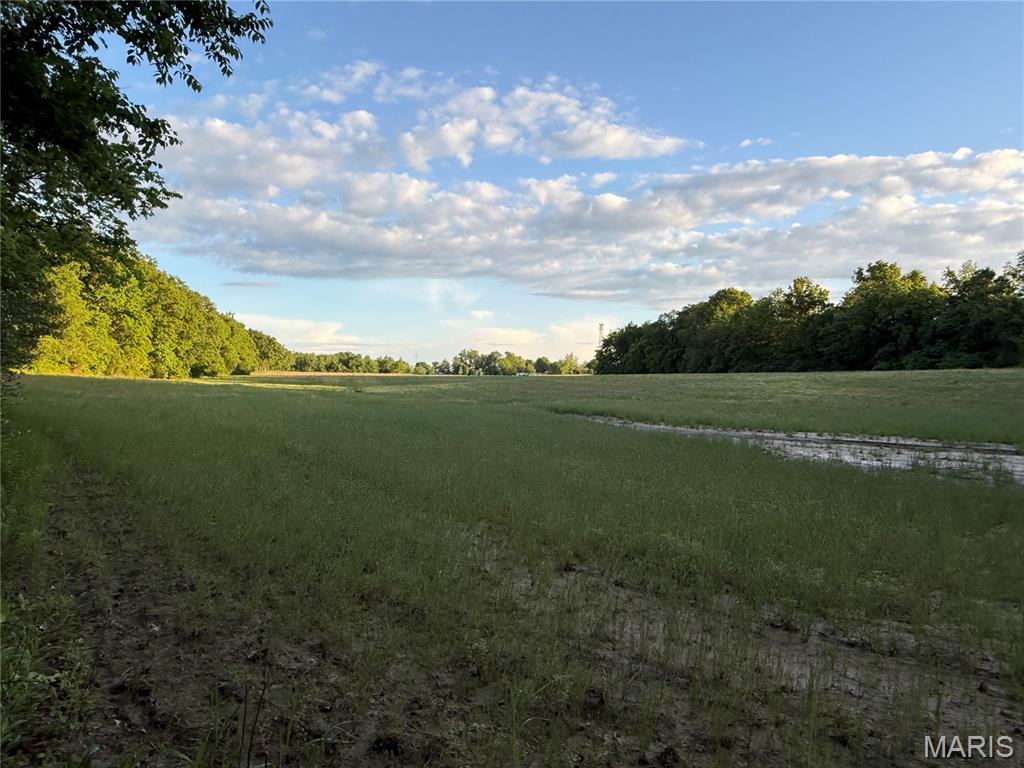 000 Sportsman Club Road Property Photo 11