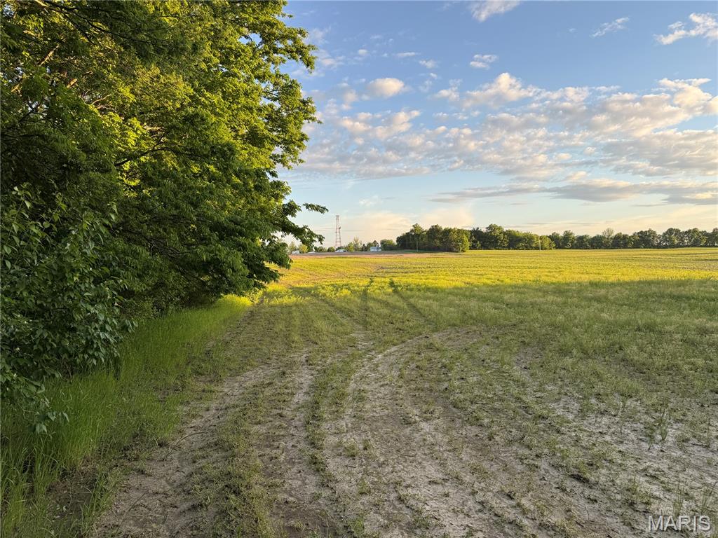 000 Sportsman Club Road Property Photo 14
