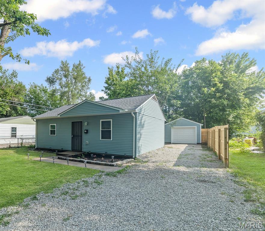 34 Marilyn Lane Property Photo