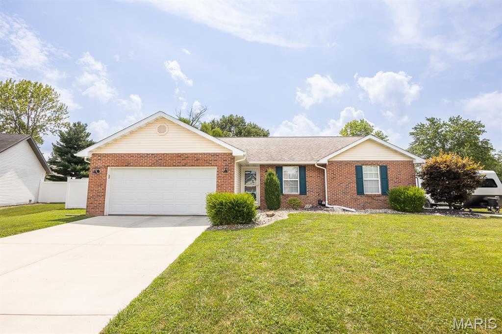 945 Dere Bere Drive Property Photo 1