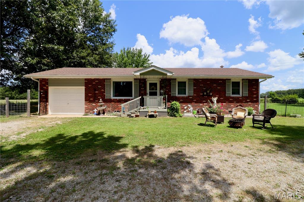 5781 Long State Highway Y