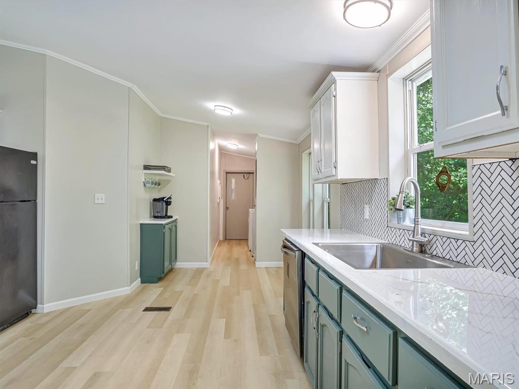 1405 Ida Property Photo 9