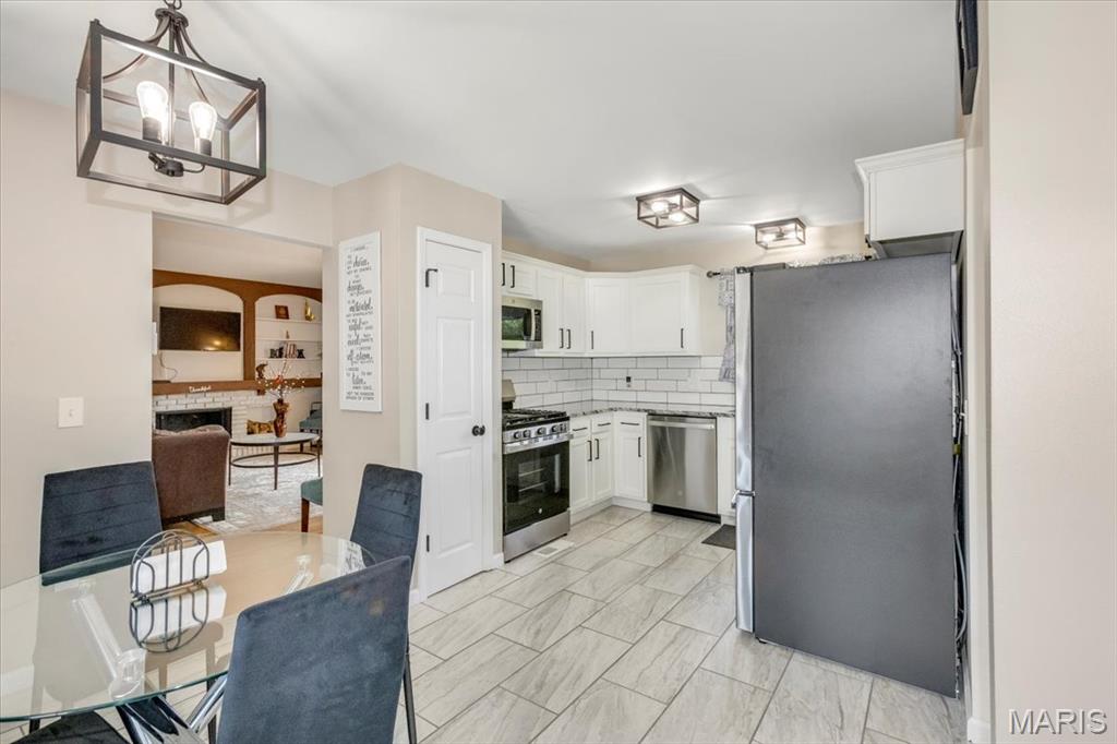 11707 Macrinus Drive Property Photo 8