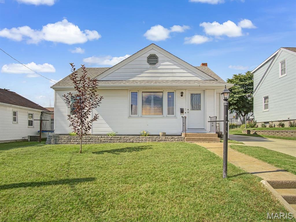 317 Walnut Street Property Photo 1