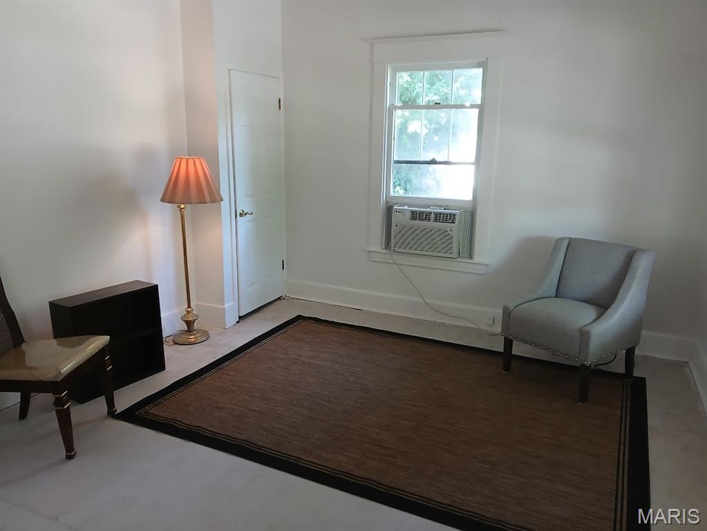 9016 Baroda Avenue Property Photo 7