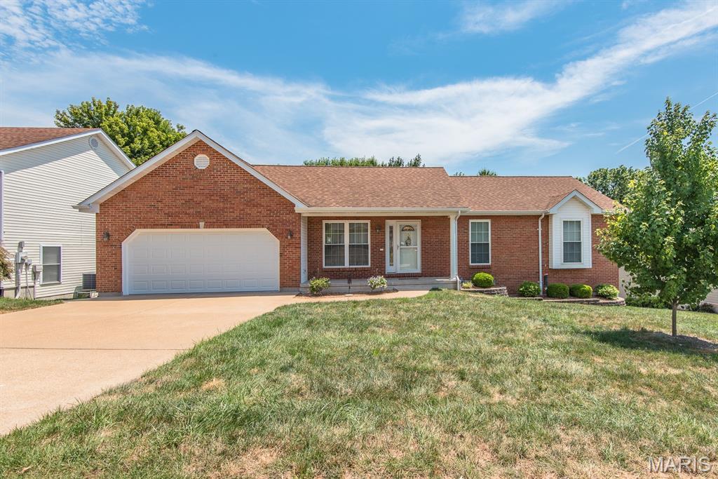 2112 Martina Drive Property Photo 1