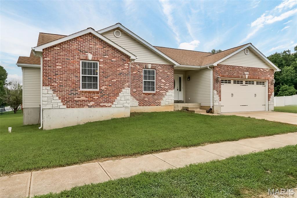 10403 Micah Lane Property Photo 3