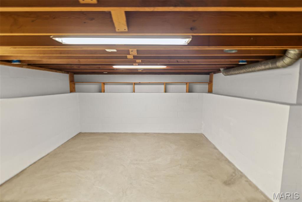 418 N Maple Avenue Property Photo 28