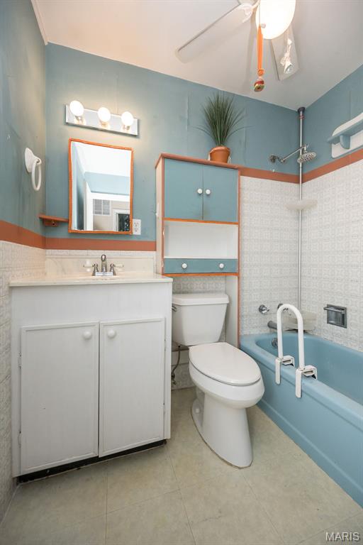 2503 Dimus Drive Property Photo 12