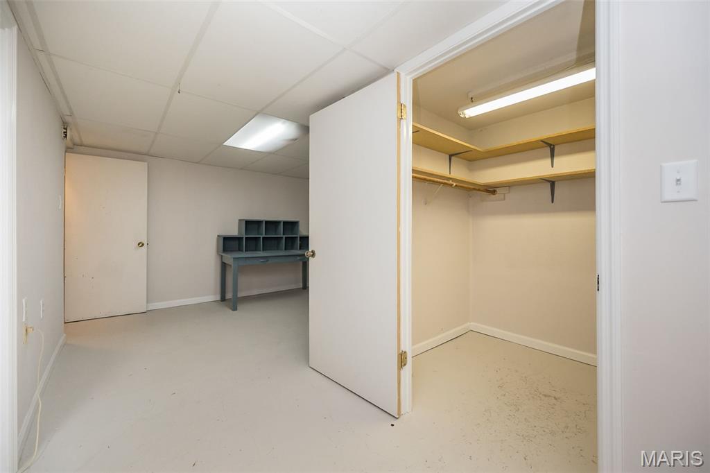 2503 Dimus Drive Property Photo 17