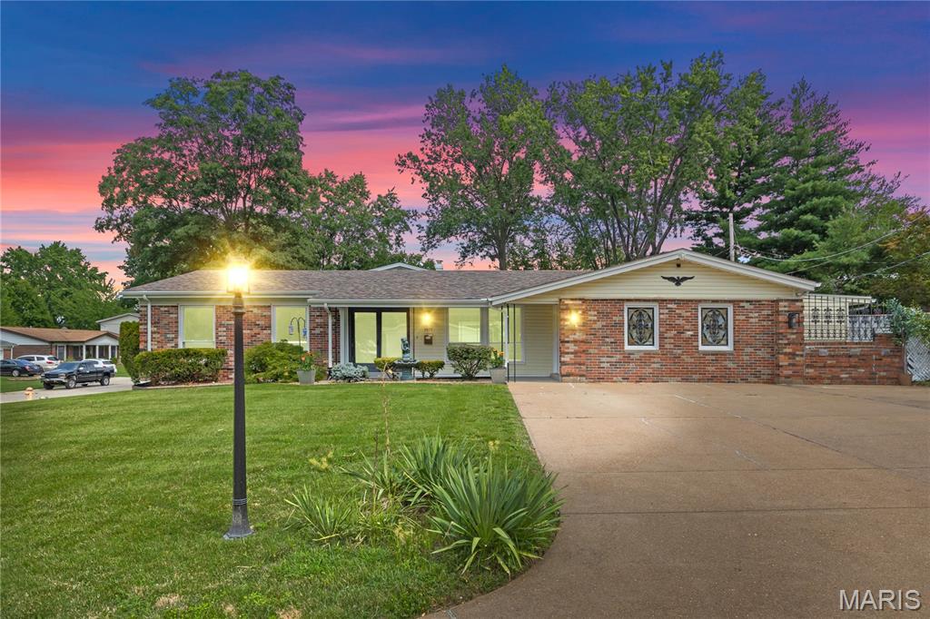 3475 Stonehaven Property Photo 1