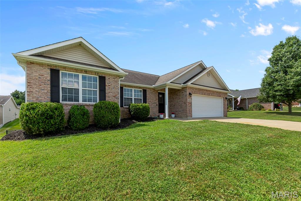 1615 Columbia Drive Property Photo 3
