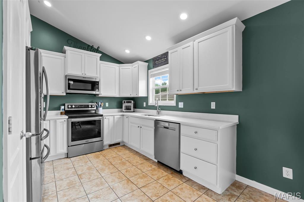 1615 Columbia Drive Property Photo 11