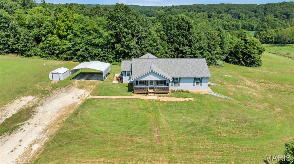17395 Hickory Lick Valley Road Property Photo 2