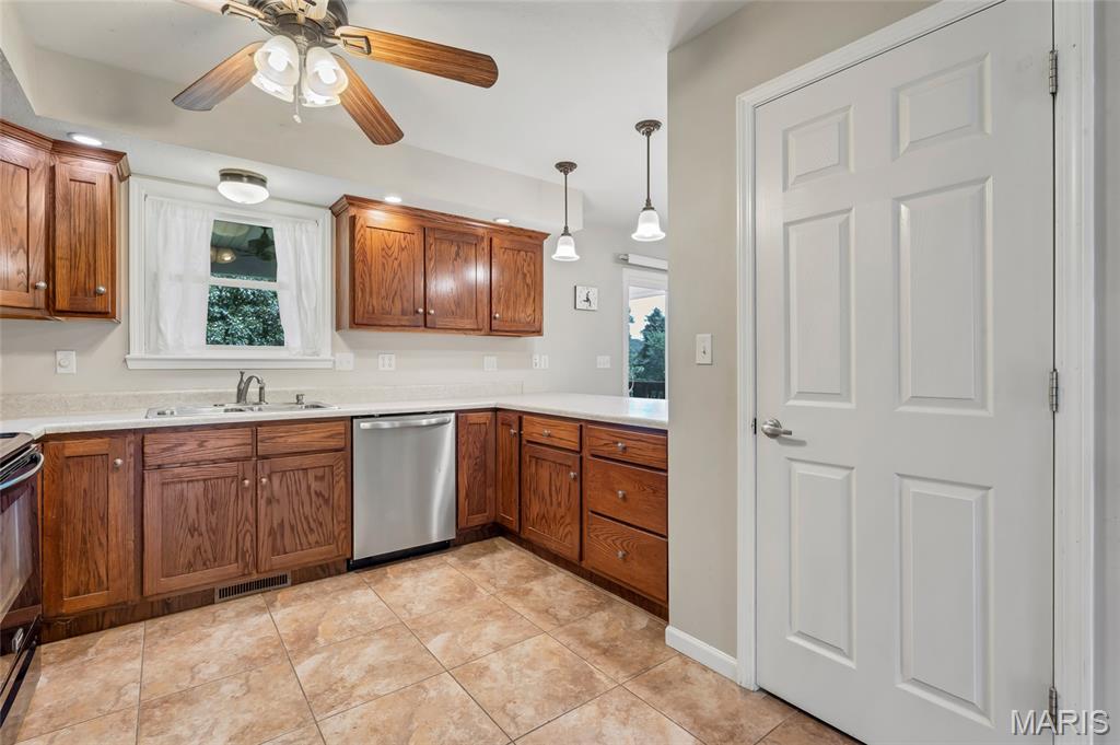 17395 Hickory Lick Valley Road Property Photo 9