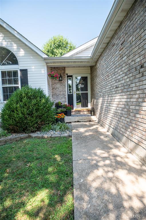 351 Meyers Hill Ln Property Photo 4