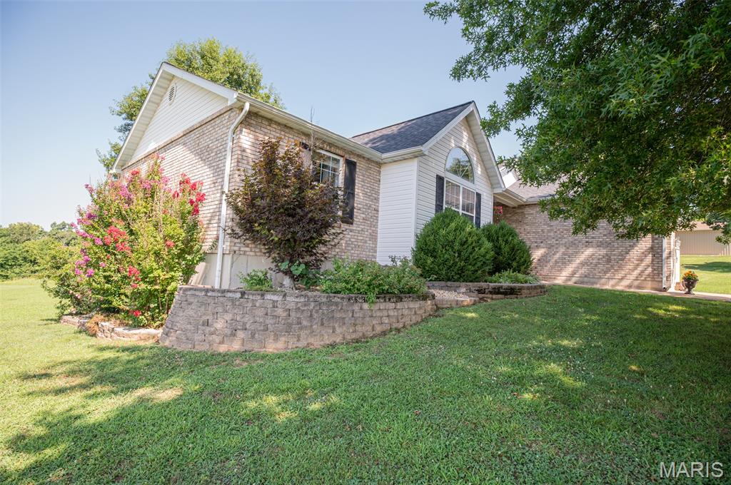 351 Meyers Hill Ln Property Photo 5