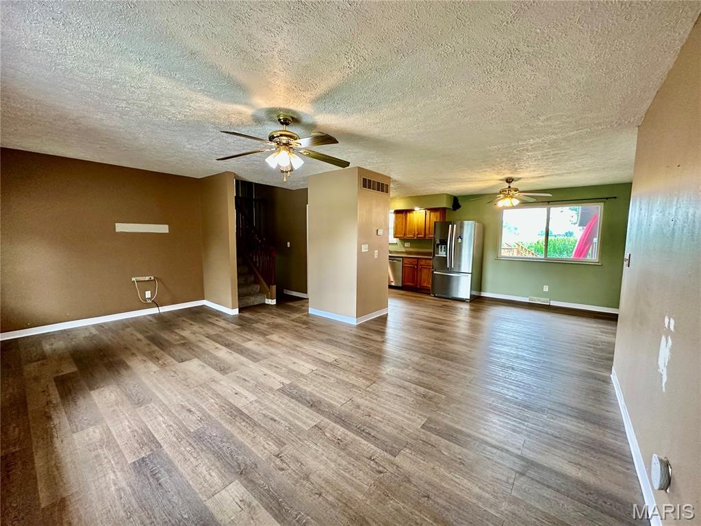 402 Thomas Street Property Photo 7