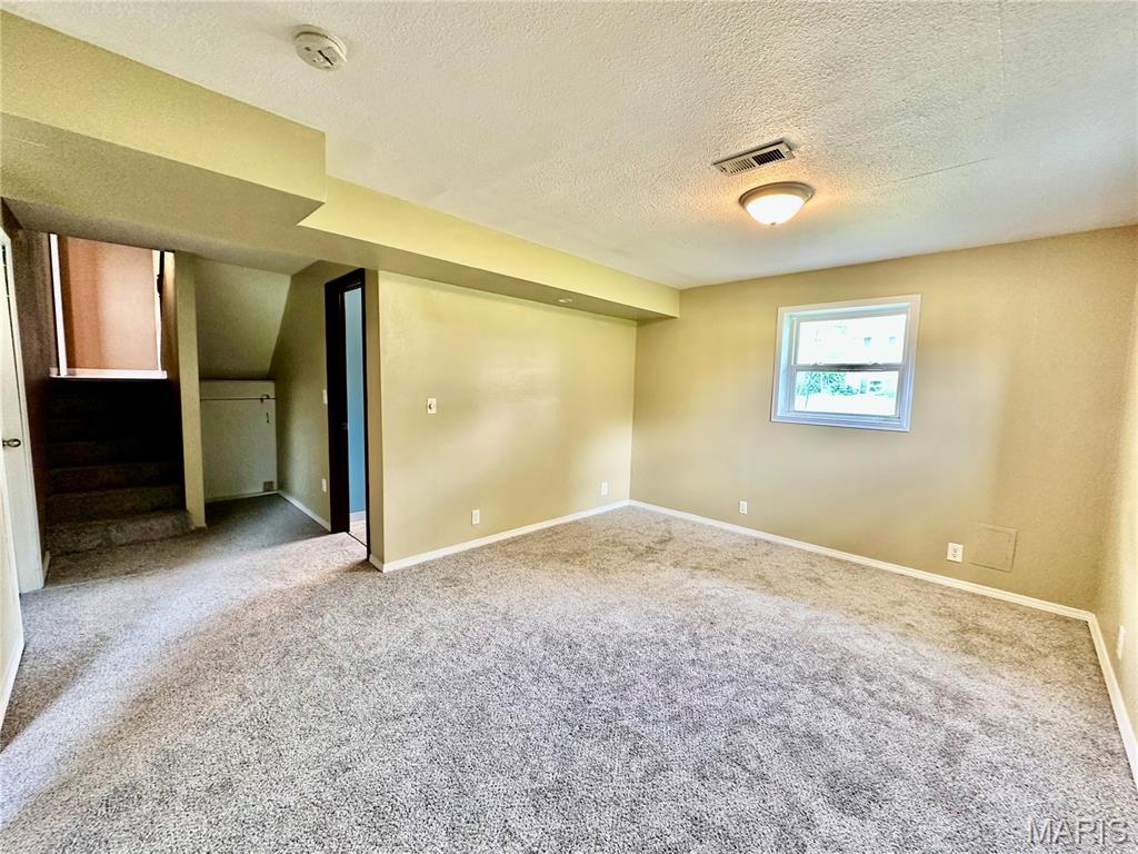 402 Thomas Street Property Photo 17