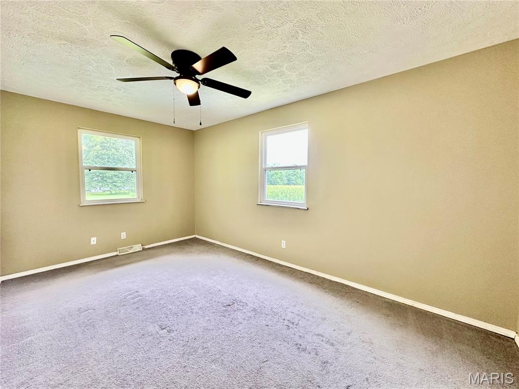 402 Thomas Street Property Photo 27