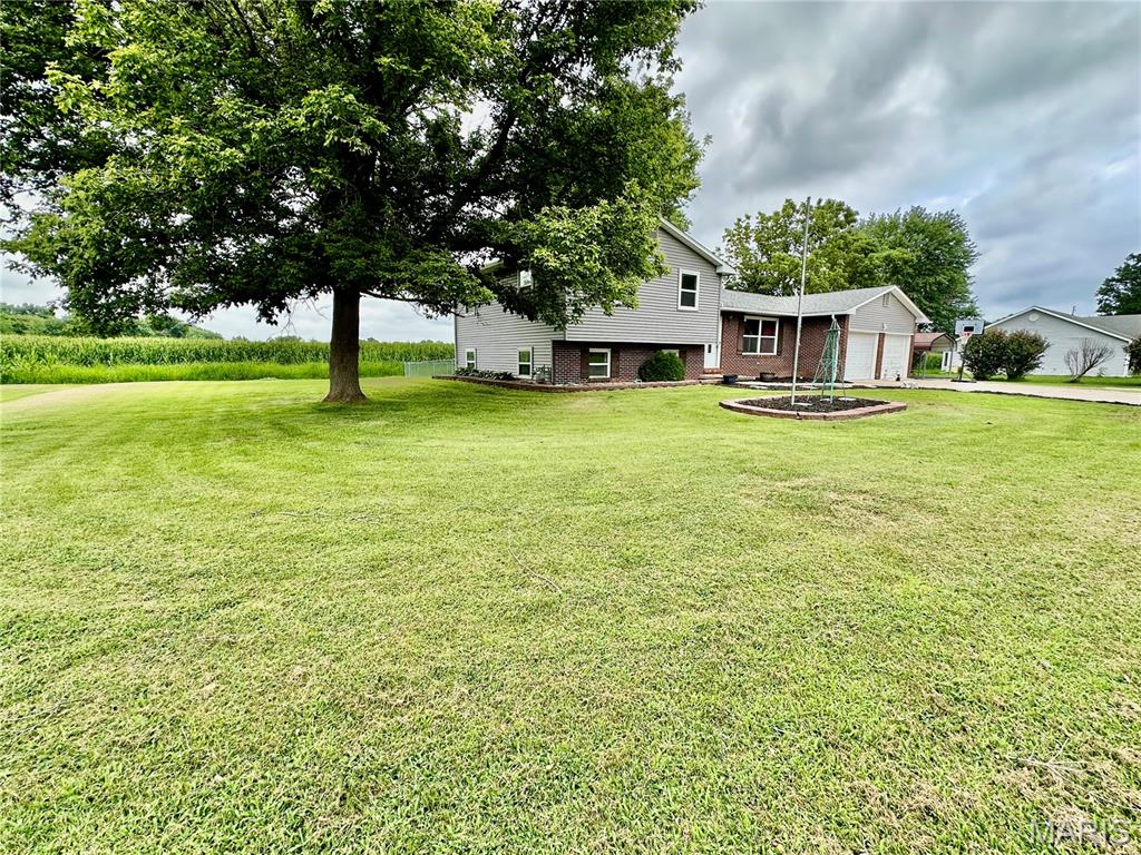 402 Thomas Street Property Photo 39