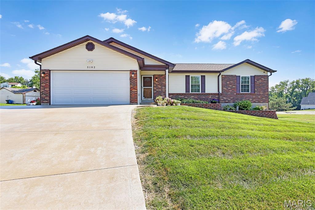 5182 Bristol Rock Road Property Photo 1