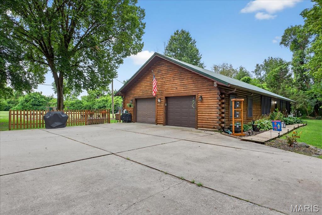 4102 Old Alton Road Property Photo 4