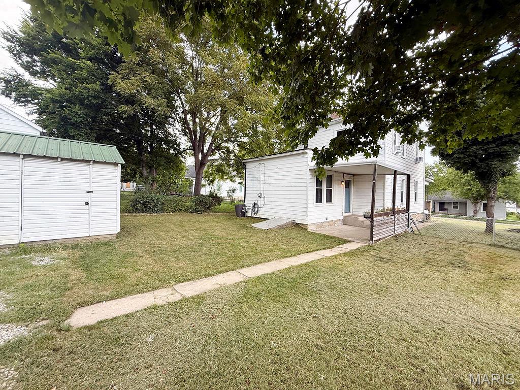 708 S 2nd Street Property Photo 4