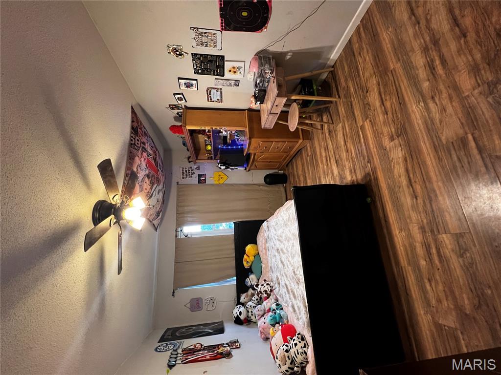 535 Chouteau Avenue Property Photo 8