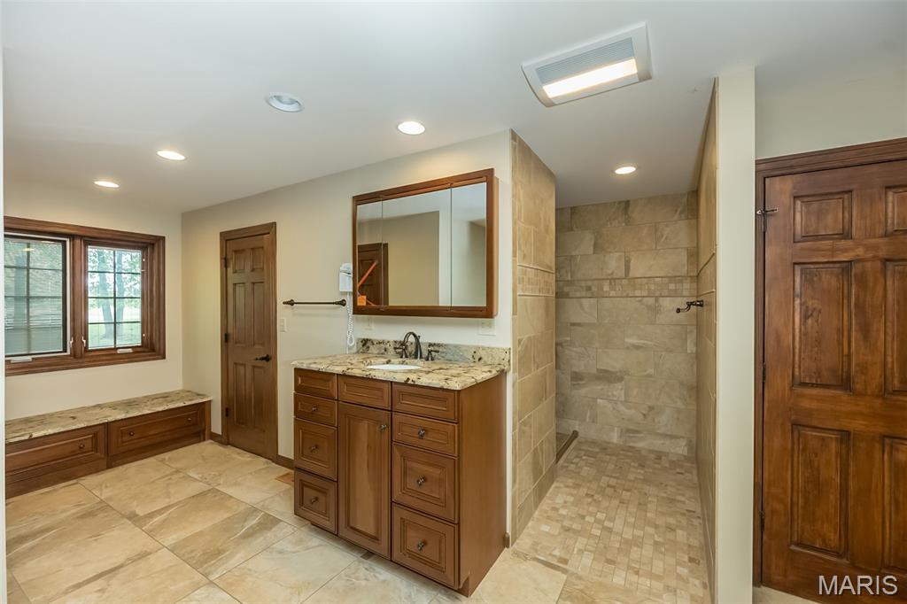2731 Christy Avenue Property Photo 42