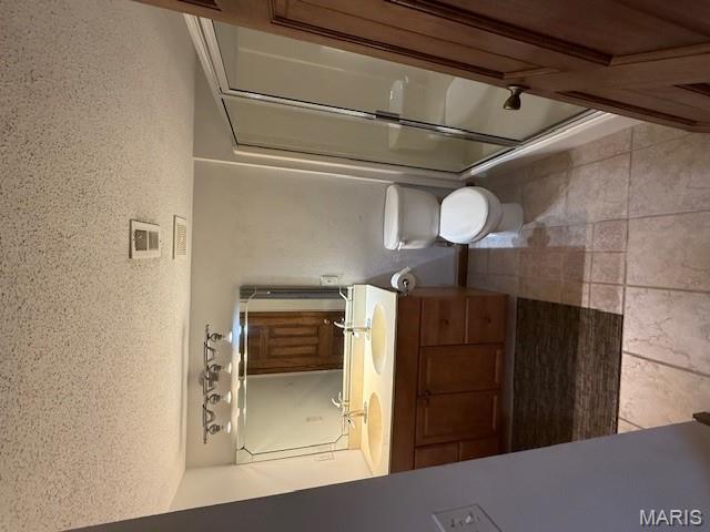 2112 Granite Court Property Photo 18