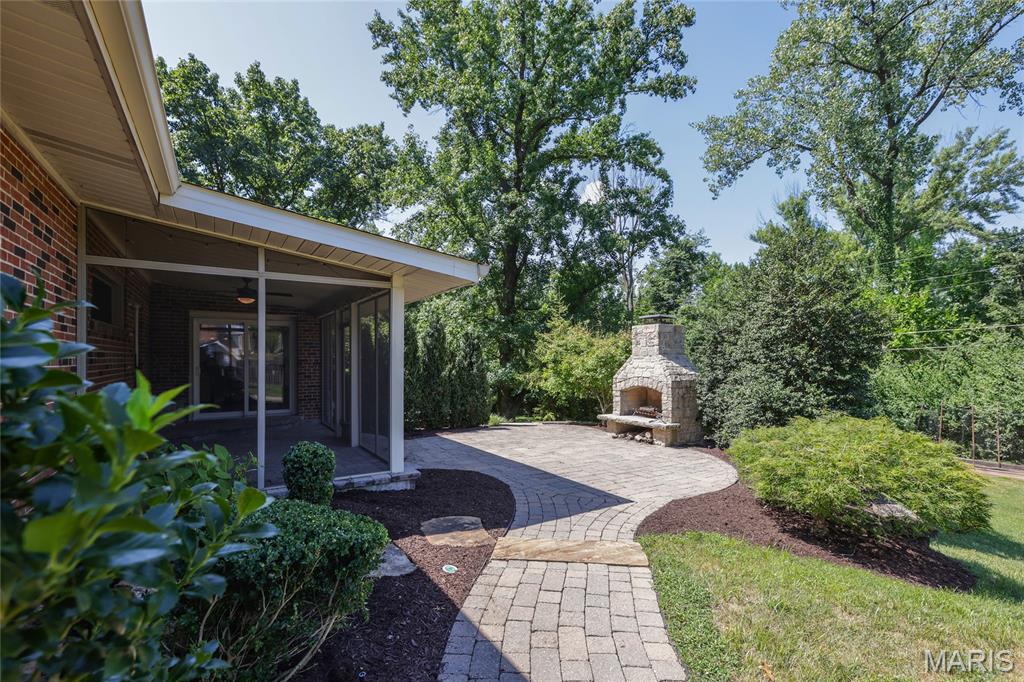 19 W Ladue Estates Drive Property Photo 39
