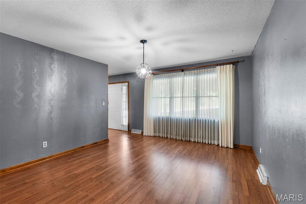 3814 Carolewood Drive Property Photo 4