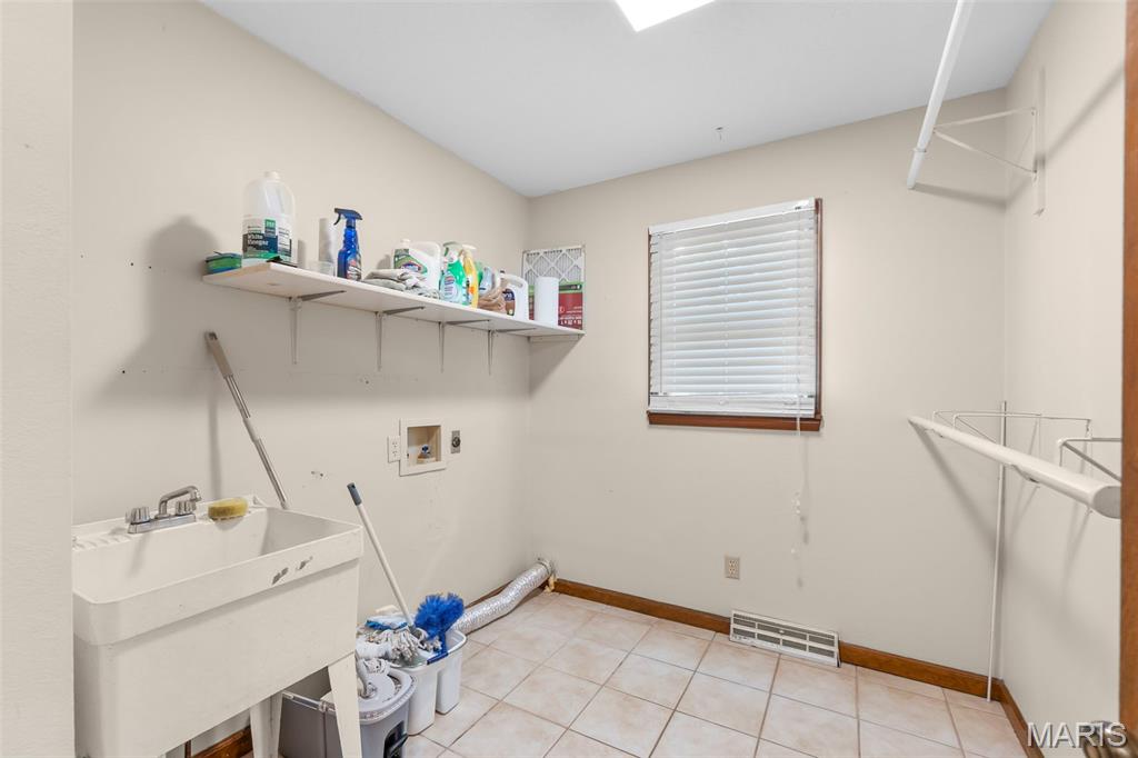 3814 Carolewood Drive Property Photo 17