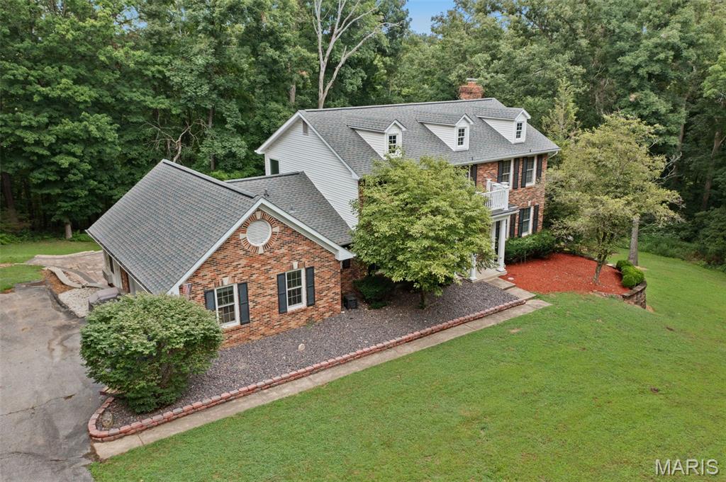 3100 Lakewood Court Property Photo