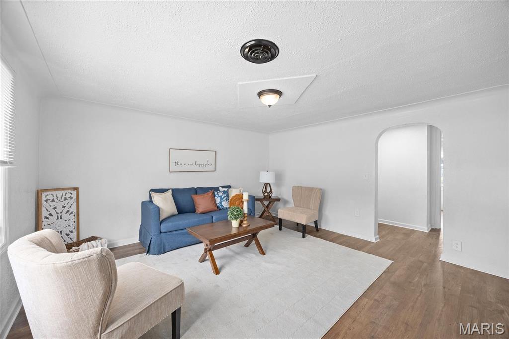 434 Ohio Avenue Property Photo 4