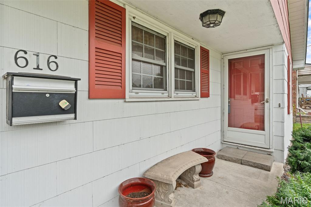 616 E 7th Street Property Photo 2