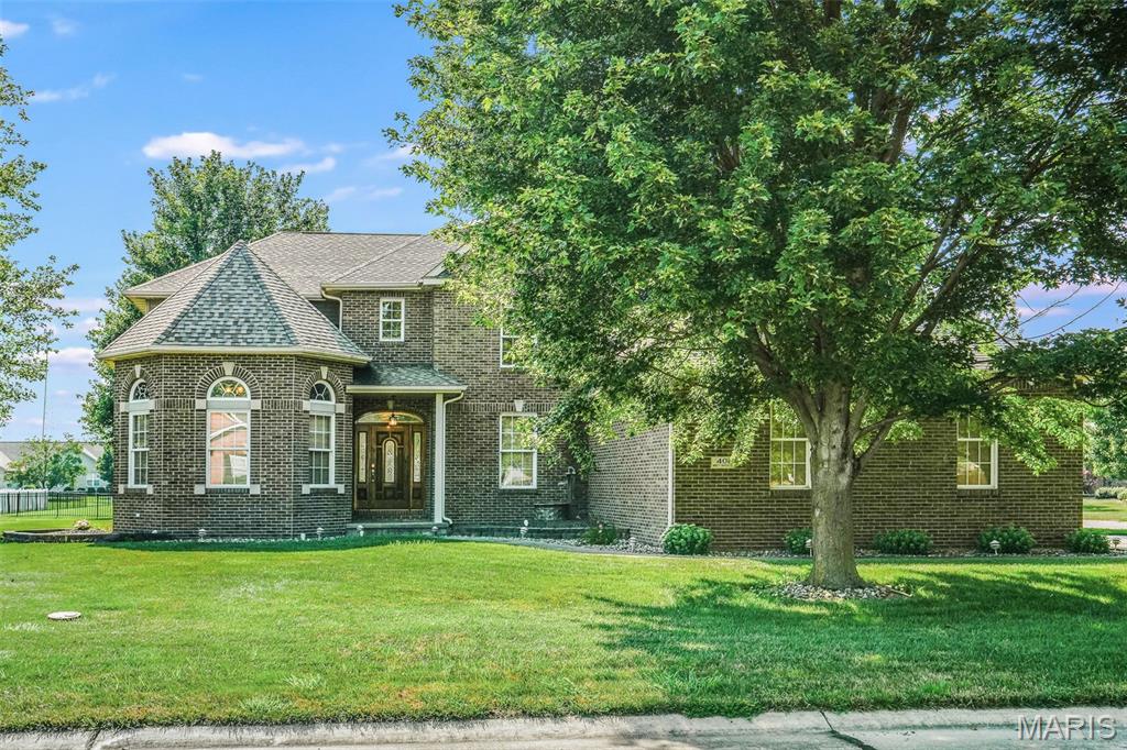 401 Marty Graten Court Property Photo 2