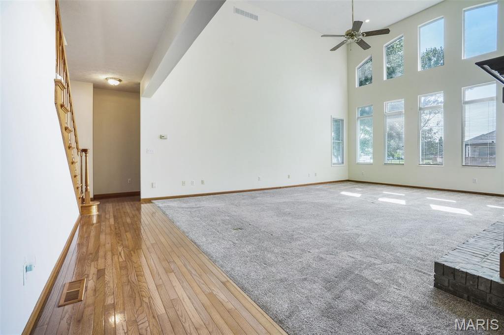 401 Marty Graten Court Property Photo 12