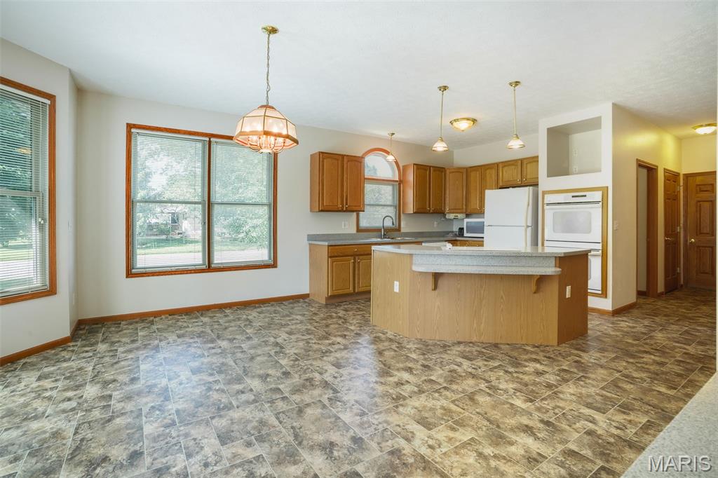 401 Marty Graten Court Property Photo 17