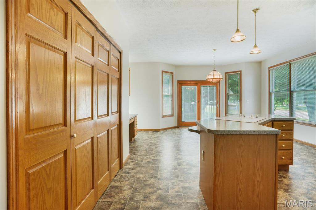 401 Marty Graten Court Property Photo 19