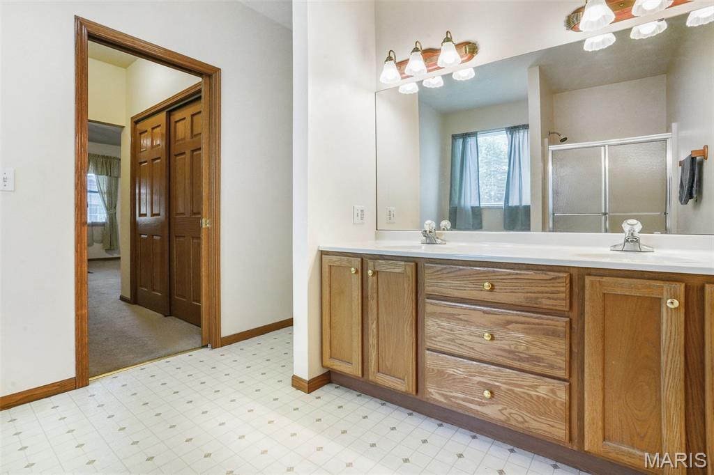401 Marty Graten Court Property Photo 29