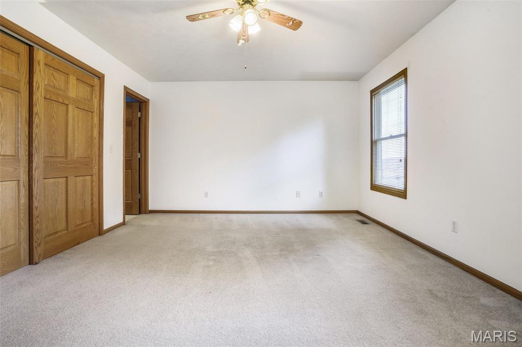 401 Marty Graten Court Property Photo 38
