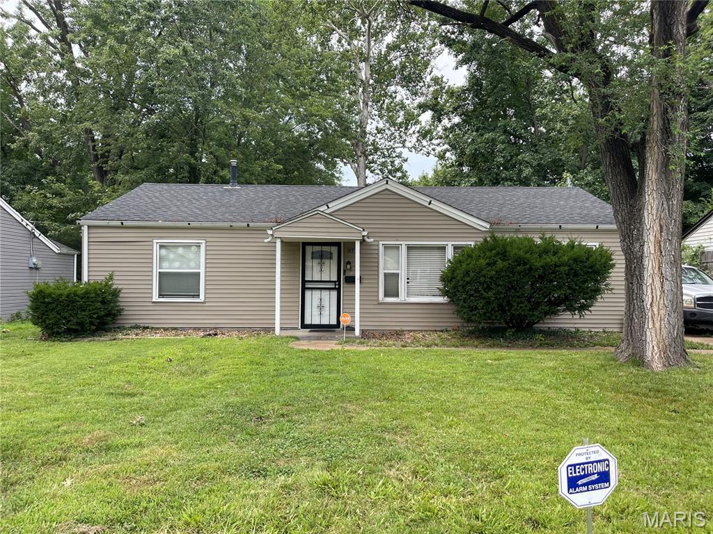 9721 Vickie Place Property Photo 1