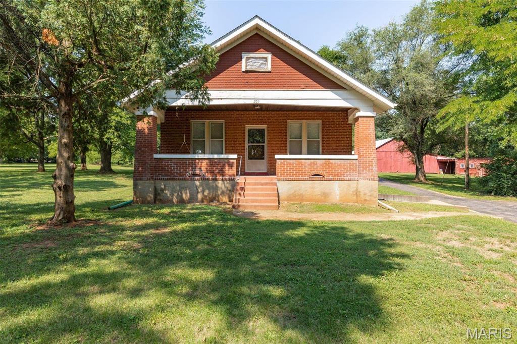 209 N State Street Property Photo 1