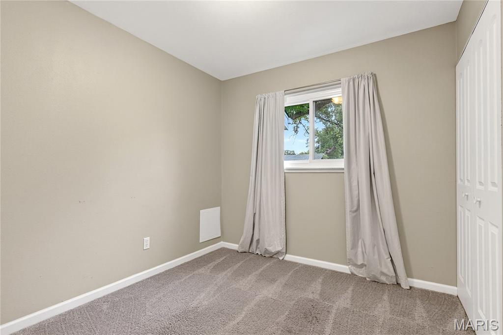 416 Saint Christopher Drive Property Photo 9