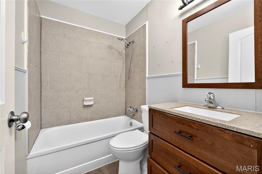 416 Saint Christopher Drive Property Photo 11
