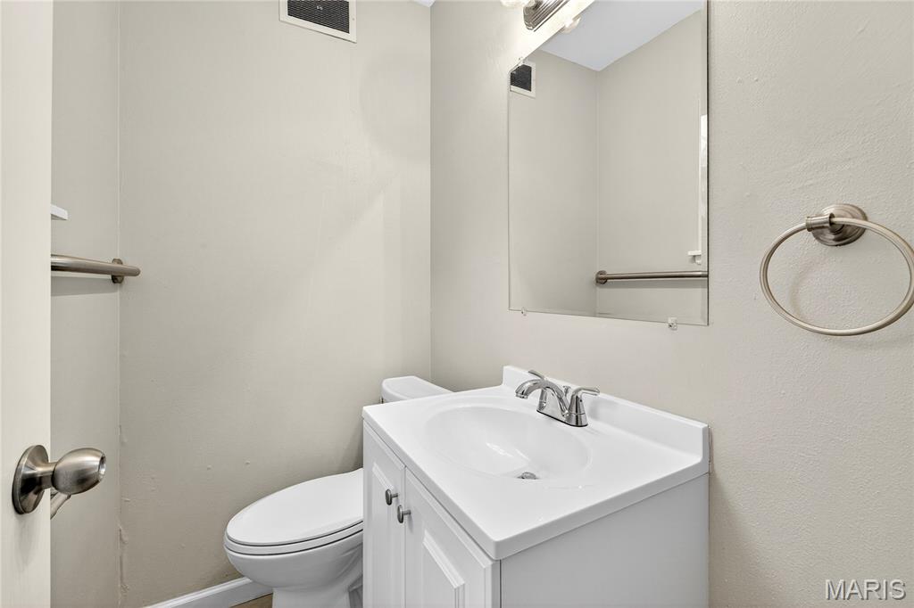 416 Saint Christopher Drive Property Photo 16