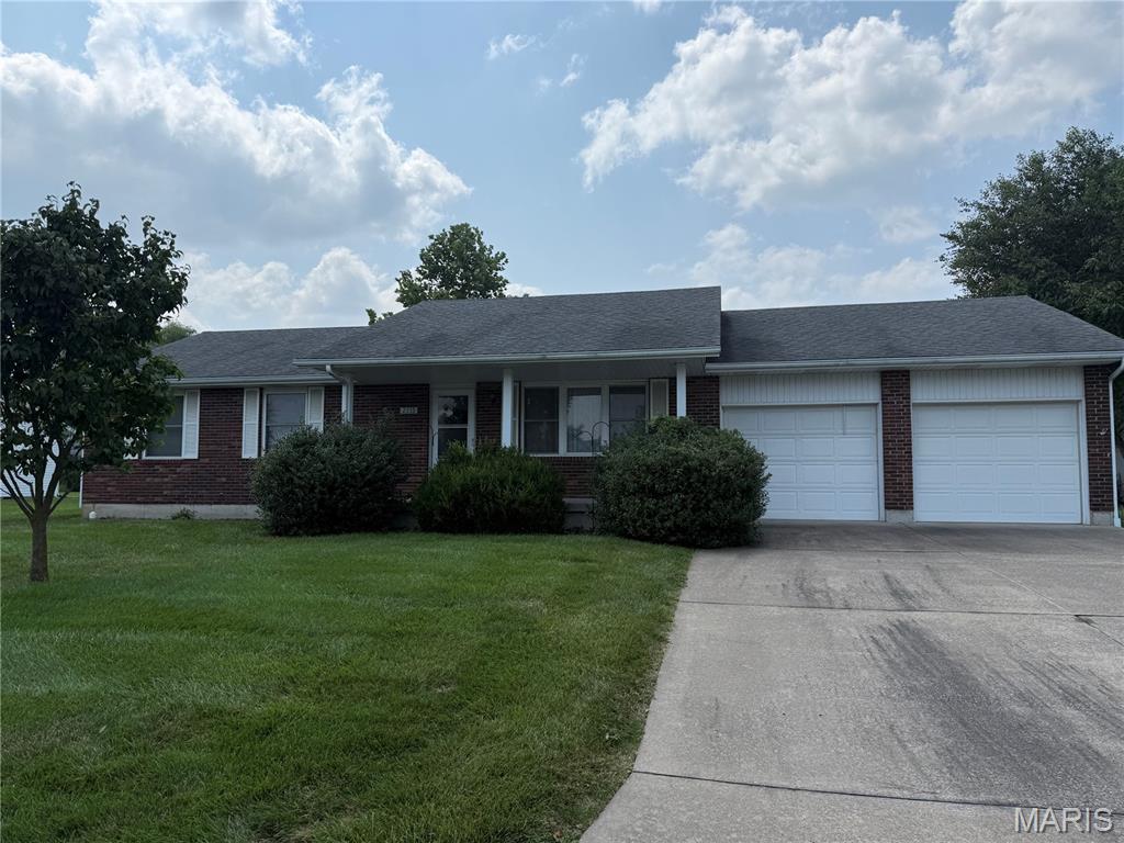 2335 Highview Road Property Photo 1